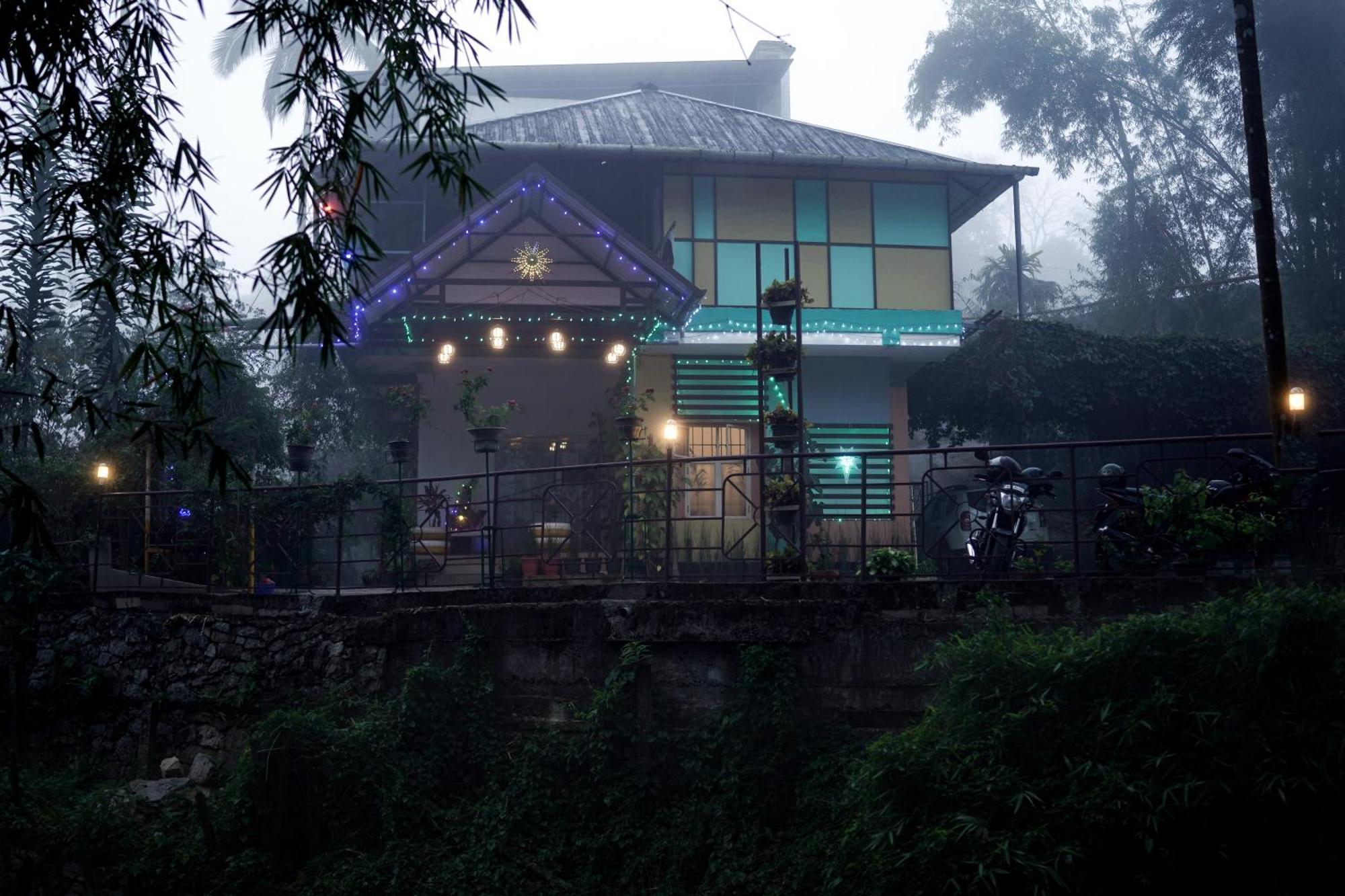 Wayanad Royal Stream Bed & Breakfast Kalpatta Ngoại thất bức ảnh